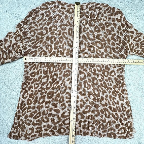 Show Me Your Mumu Women's Sweater Cheetah Lover Knit Print Size Small - Picture 6 of 6